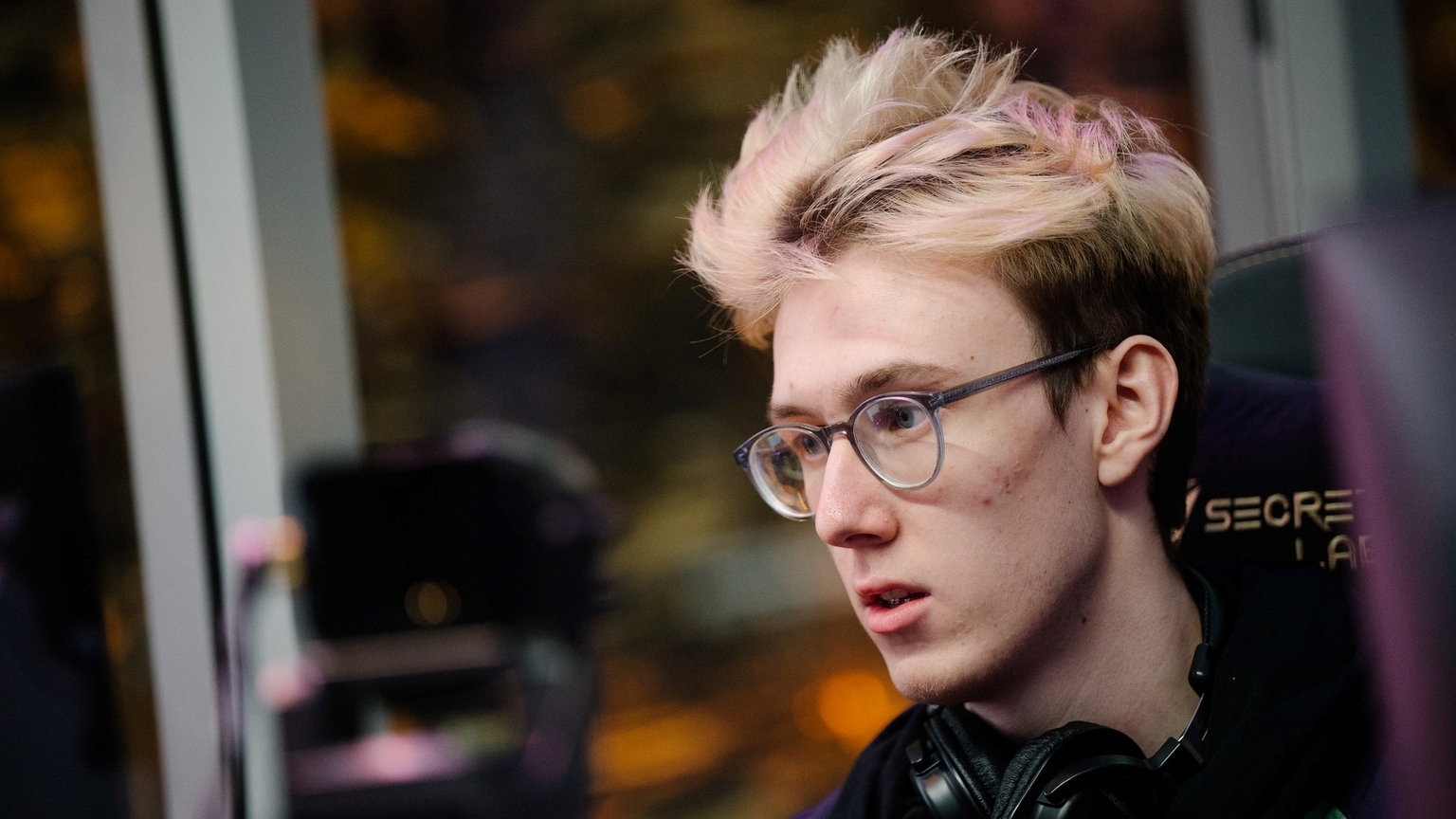 คนที่ 6! SabeRLight- ไต่แรงค์ MMR ทะลุ 12K รายล่าสุด | ONE Esports Thailand