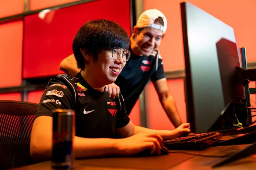 Sayaplayer: The Guard