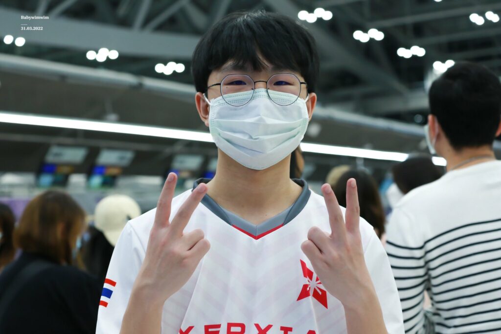 surf: Xerxia Esports