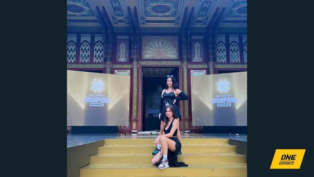 Exclusive: สองสาวเบื้องหลังคอลเลกชันเสื้อผ้าสุดคูลใน VCT