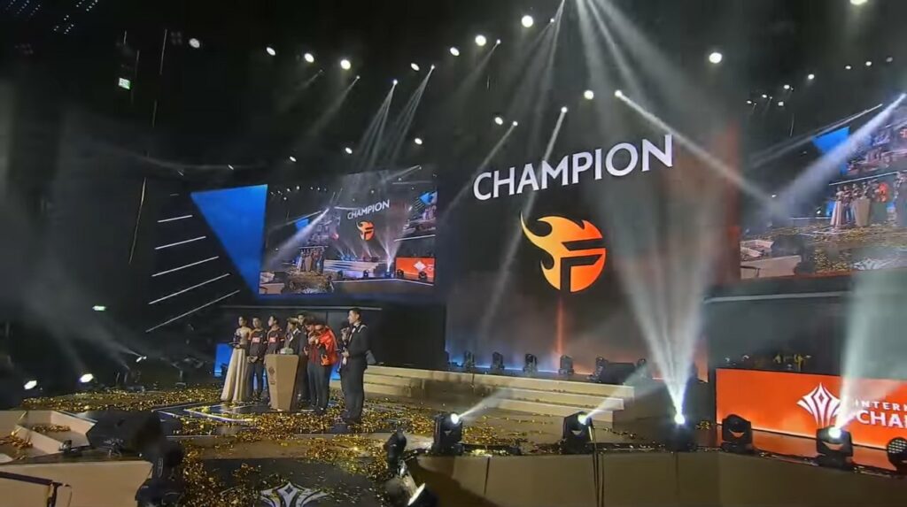 Liên Quân: Top 5 cuộc đối đầu kịch tính nhất giữa Thái Lan và Việt Nam trên đấu trường Esports RoV Thái Lan vs Việt Nam
