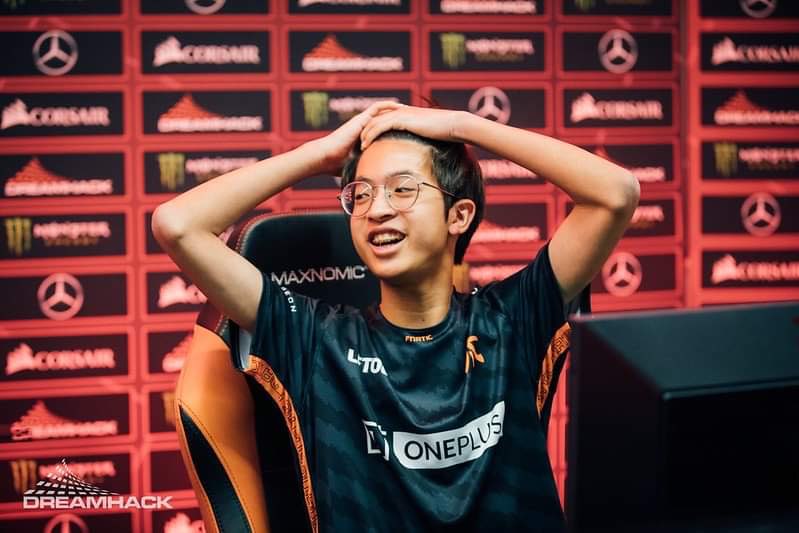 23savage ประเดิมปีแรกกับ Fnatic ด้วยแชมป์ DOTA Summit 12