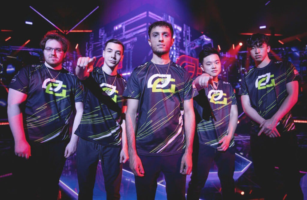 Fnatic และอดีตไลน์อัพ OpTic Gaming ยึดไป 8 อันดับ