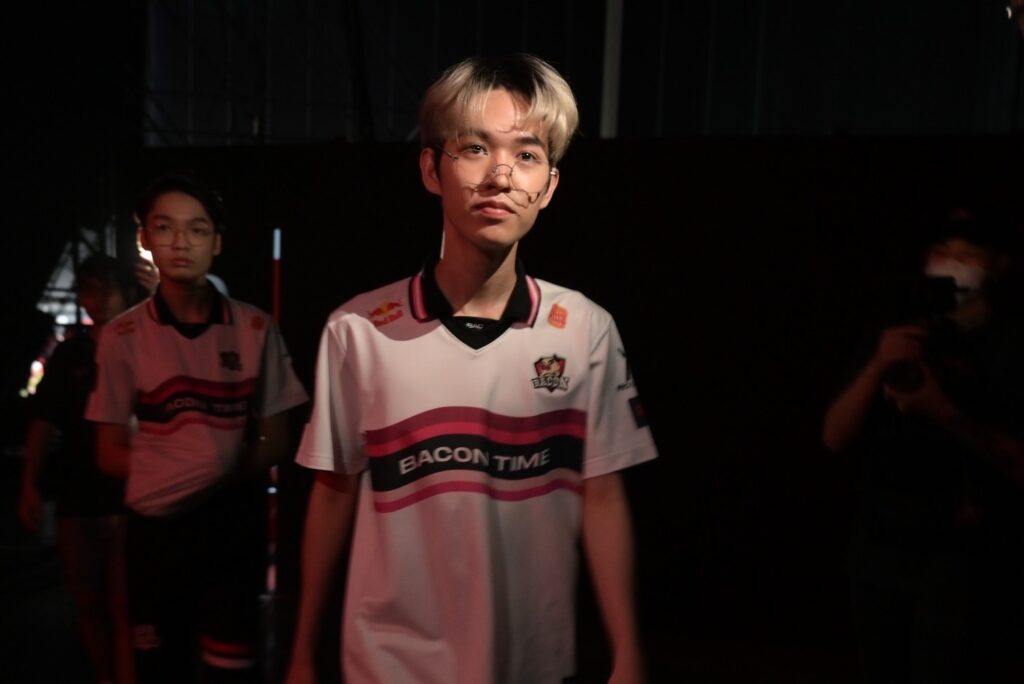 Kimsensei จาก Bacon Time ได้รับเลือกเป็นนักกีฬาโดดเด่นบนโซเชียล