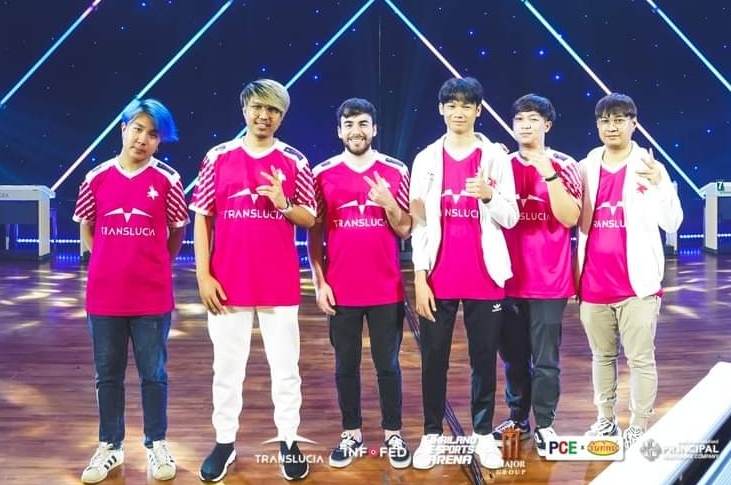 eArena ขอบคุณ far0z ช่วยวางระบบทีม