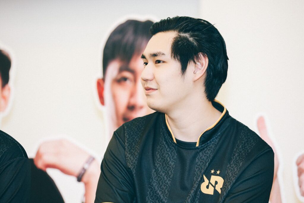 Earnny รับผิดหวัง RRQ จบแค่ที่ 11 ศึกชิงแชมป์โลก PUBG Mobile | ONE Esports  Thailand